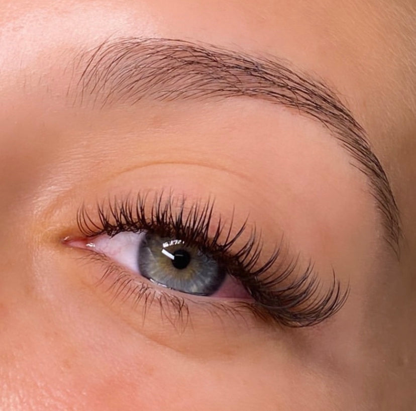 Most Natural-Looking Eyelash Extensions